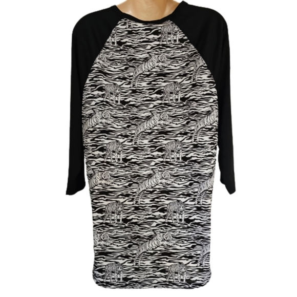 LuLaRoe Randy Black White Zebra Tiger Raglan Sleeve Top Size Women's XL - Picture 3 of 10